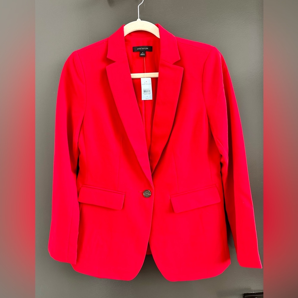 Ann Taylor red blazer 4P